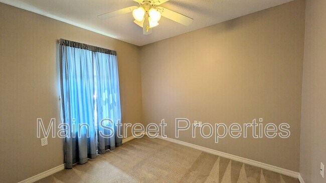 Building Photo - 7889 Stonebrook Dr