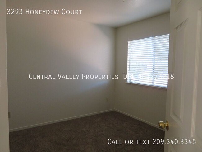 Building Photo - 3293 Honeydew Ct