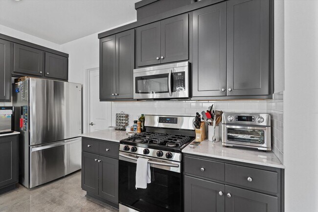 Building Photo - Spacious East Austin Home for Rent