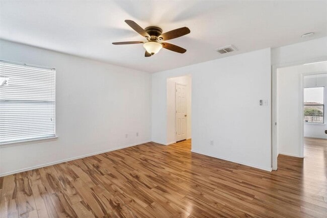 Building Photo - 3519 Avalon Castle Dr