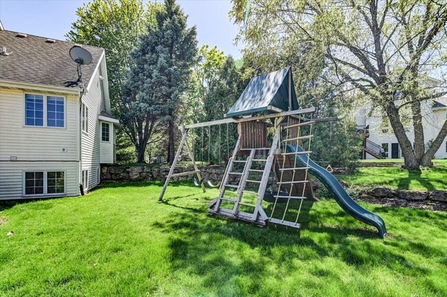 Building Photo - Beautifully updated 4 bedroom home in Southbridge, Waunakee
