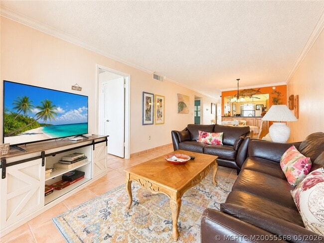 Building Photo - 7440 S Ocean Dr