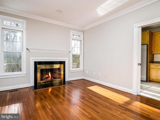 Building Photo - 2155 Wolftrap Ct