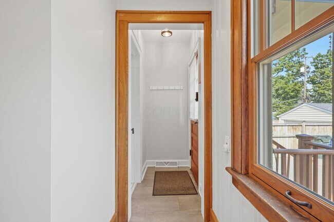 Building Photo - 94 Acton Rd