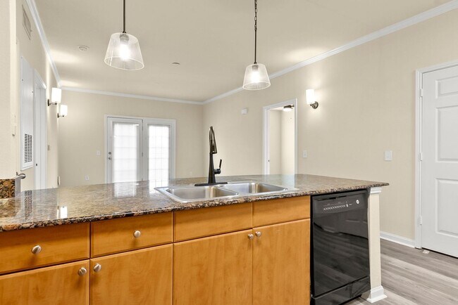Building Photo - Midtown Village 2 Bed 2 Bath Condo! Available Now! Call Today to Schedule a Tour!