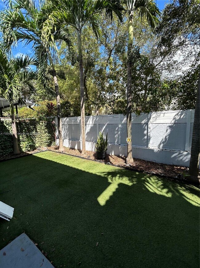 Building Photo - 8725 SW 158th Pl