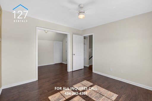 Building Photo - Beautiful 3 bedroom 2.5 bath!