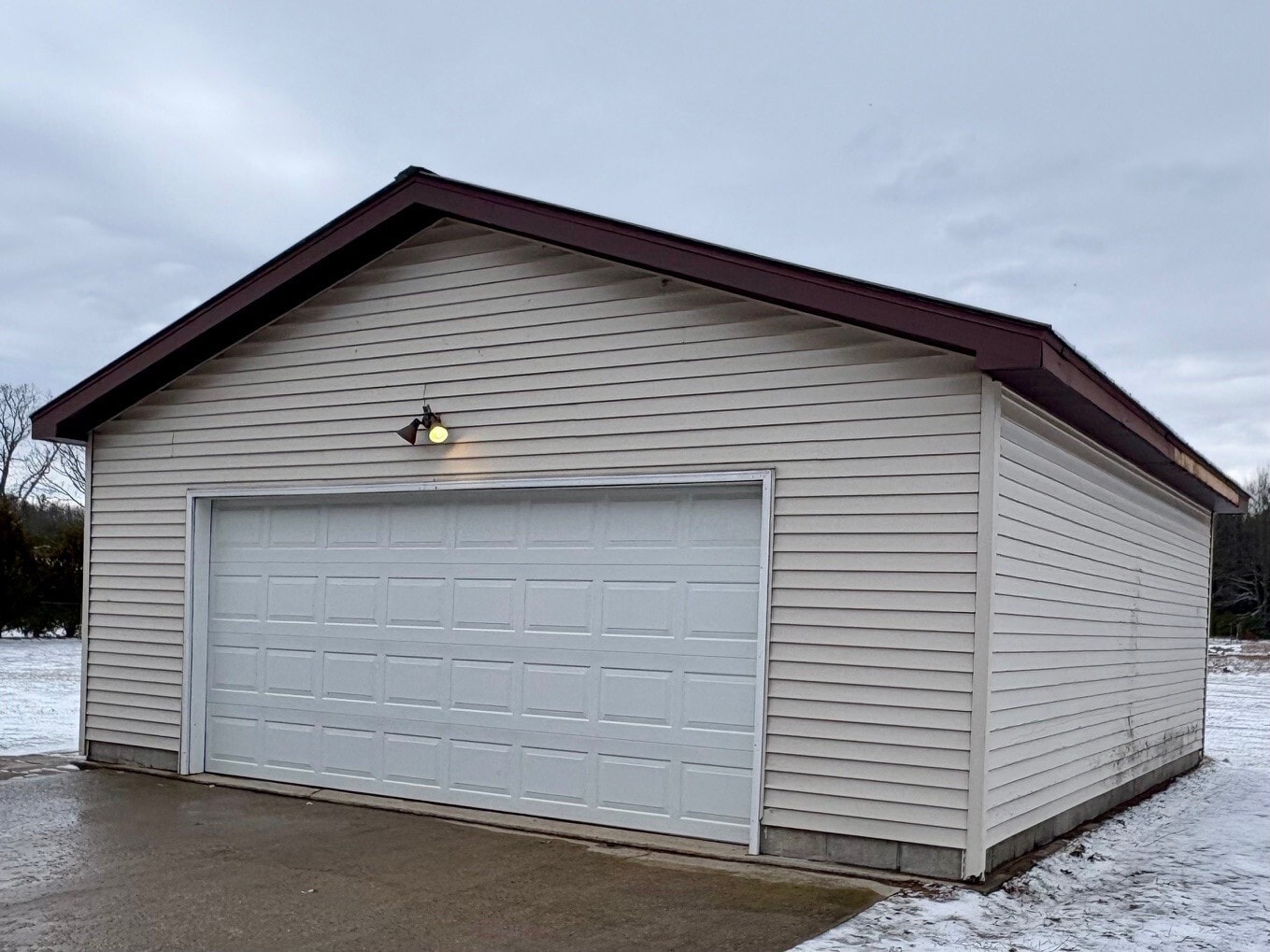 Building Photo - 3150 W McKinley Rd