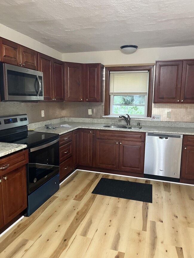 Building Photo - 701 Whittaker Ave