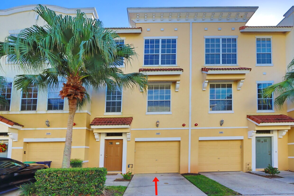 Building Photo - 3167 Bayshore Oaks Dr