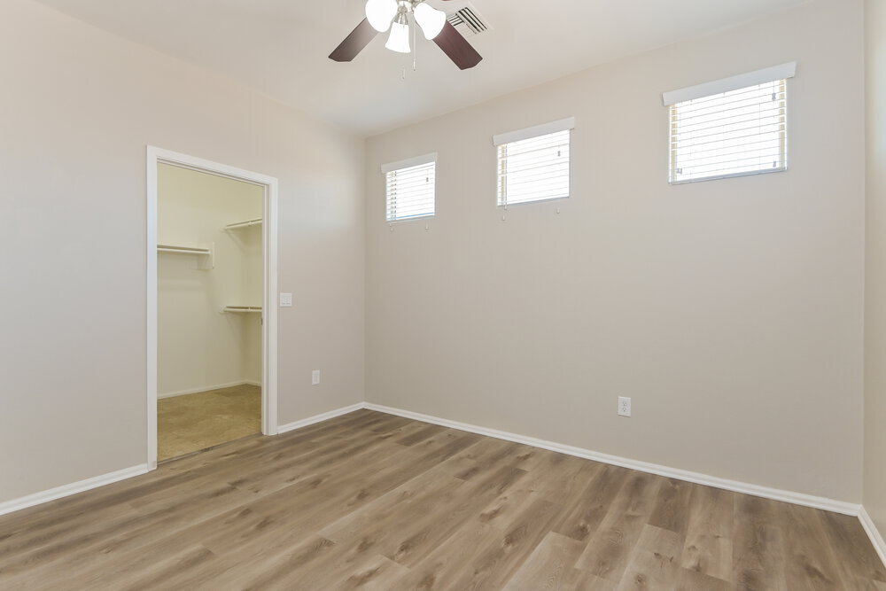 Building Photo - 6851 W Leeward Cove Way