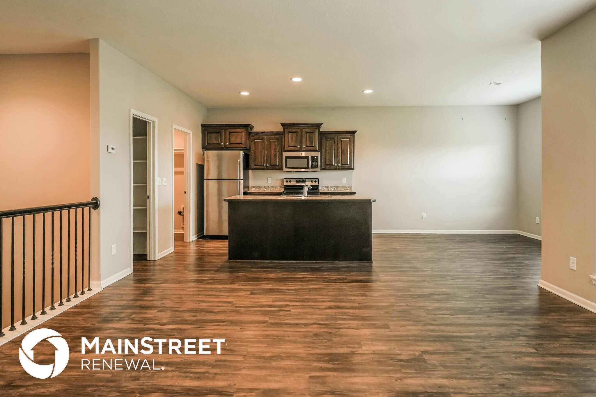 Building Photo - 203 NE Katie Ct