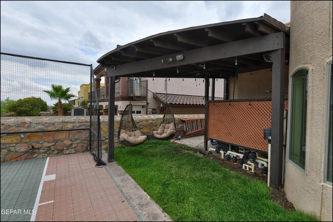 Building Photo - 6304 Franklin Trail Drive