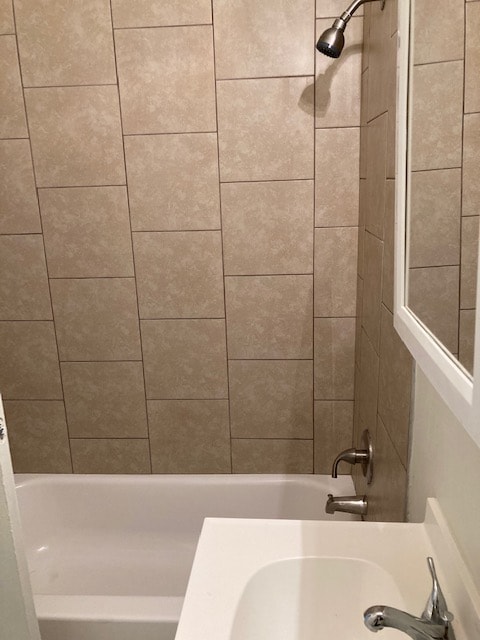 Building Photo - 4060 Arborcrest Dr