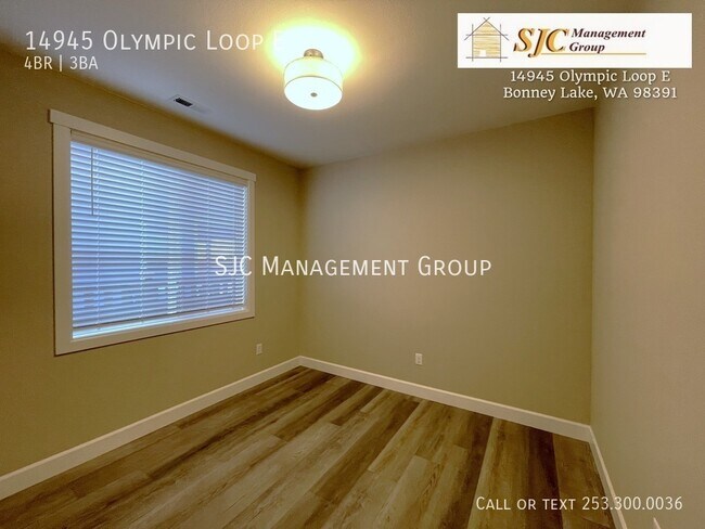 Building Photo - 14945 Olympic Lp E