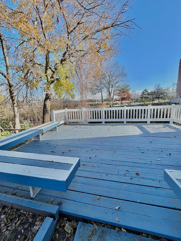 Building Photo - 111 S Summit St