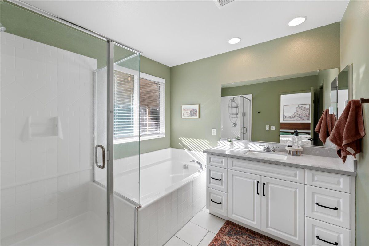 Building Photo - 14373 Lorado Way