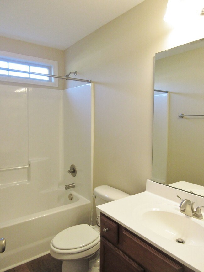 Building Photo - Nice 3 Bedroom Home in Richlands