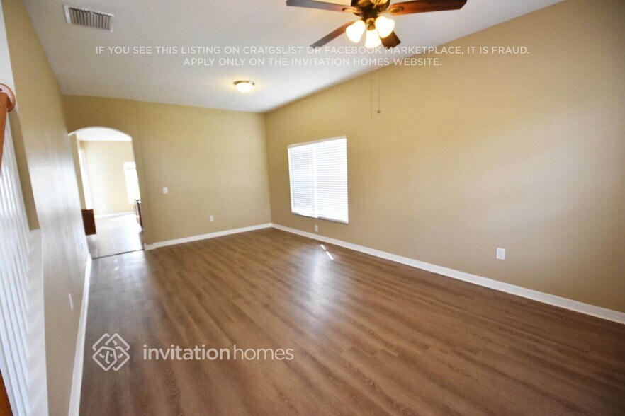 Building Photo - 207 Smokey Hill Ave