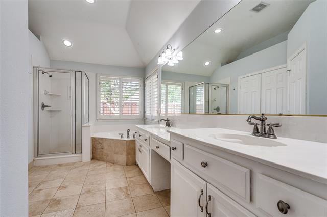 Building Photo - 8417 Bayham Dr