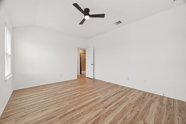 Building Photo - 21522 Violet Rdg Rd