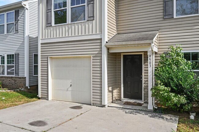 Building Photo - 9503 Hanberry Blvd
