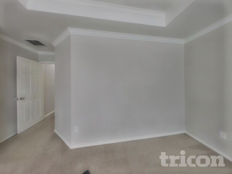 Building Photo - 13271 Cipresso Palco