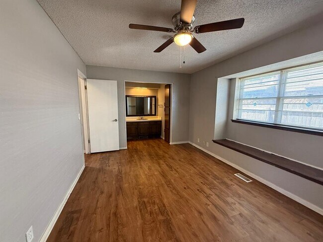 Building Photo - 3507 Wynn Cir