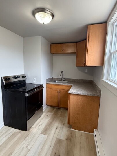 Building Photo - 1-Bed 1 Bath Property located at Cherrydale Ave.