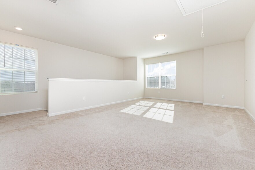 Building Photo - 3629 Cerelia Ln