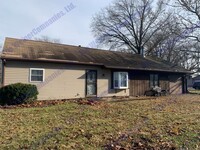 Building Photo - Charming 3-Bedroom Home with 1-Car Garage-...