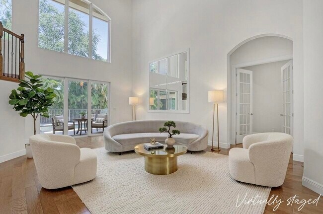 Building Photo - 6464 Bellamalfi St