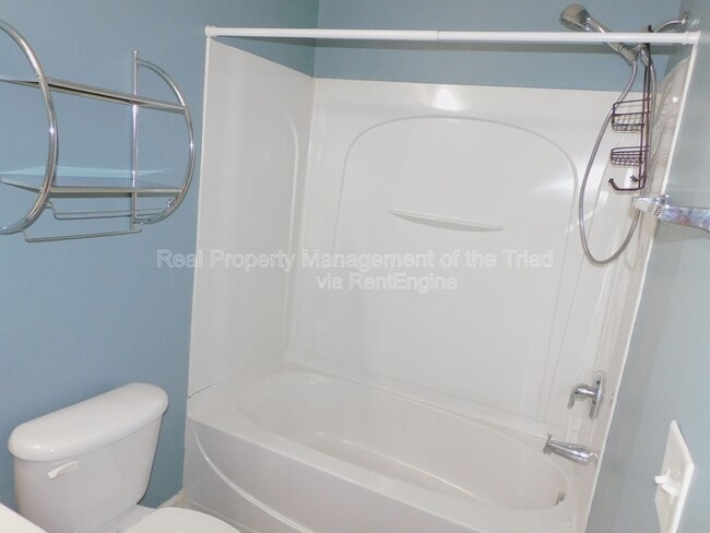 Building Photo - 144 Bridford Downs Dr