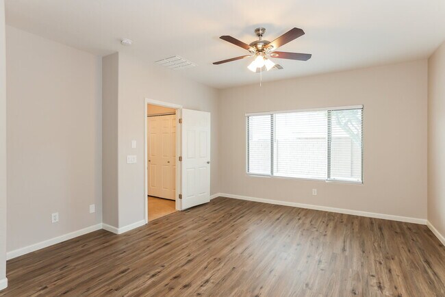 Building Photo - 4629 W Fortune Dr