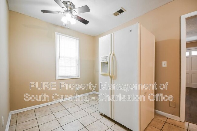 Building Photo - 6088 Bears Bluff Rd
