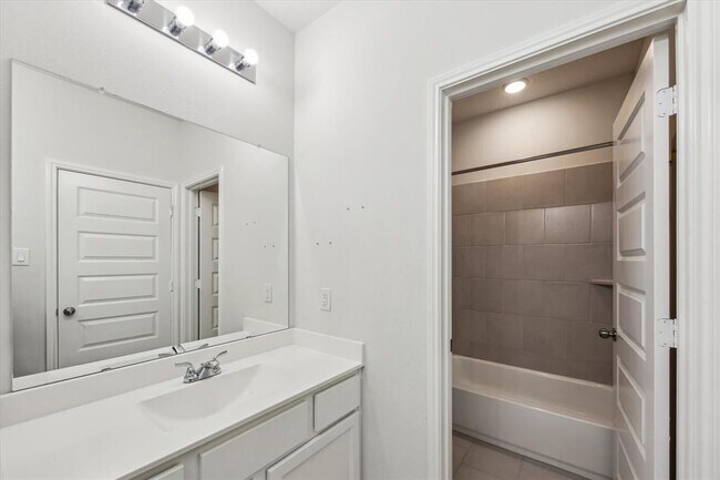 Building Photo - 7014 Anacua Berry Circle