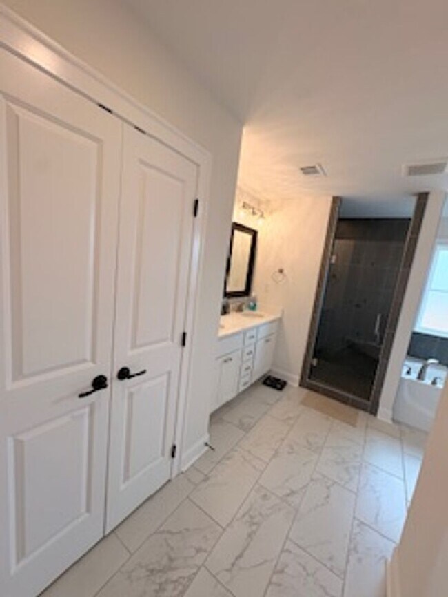 Building Photo - Available March!