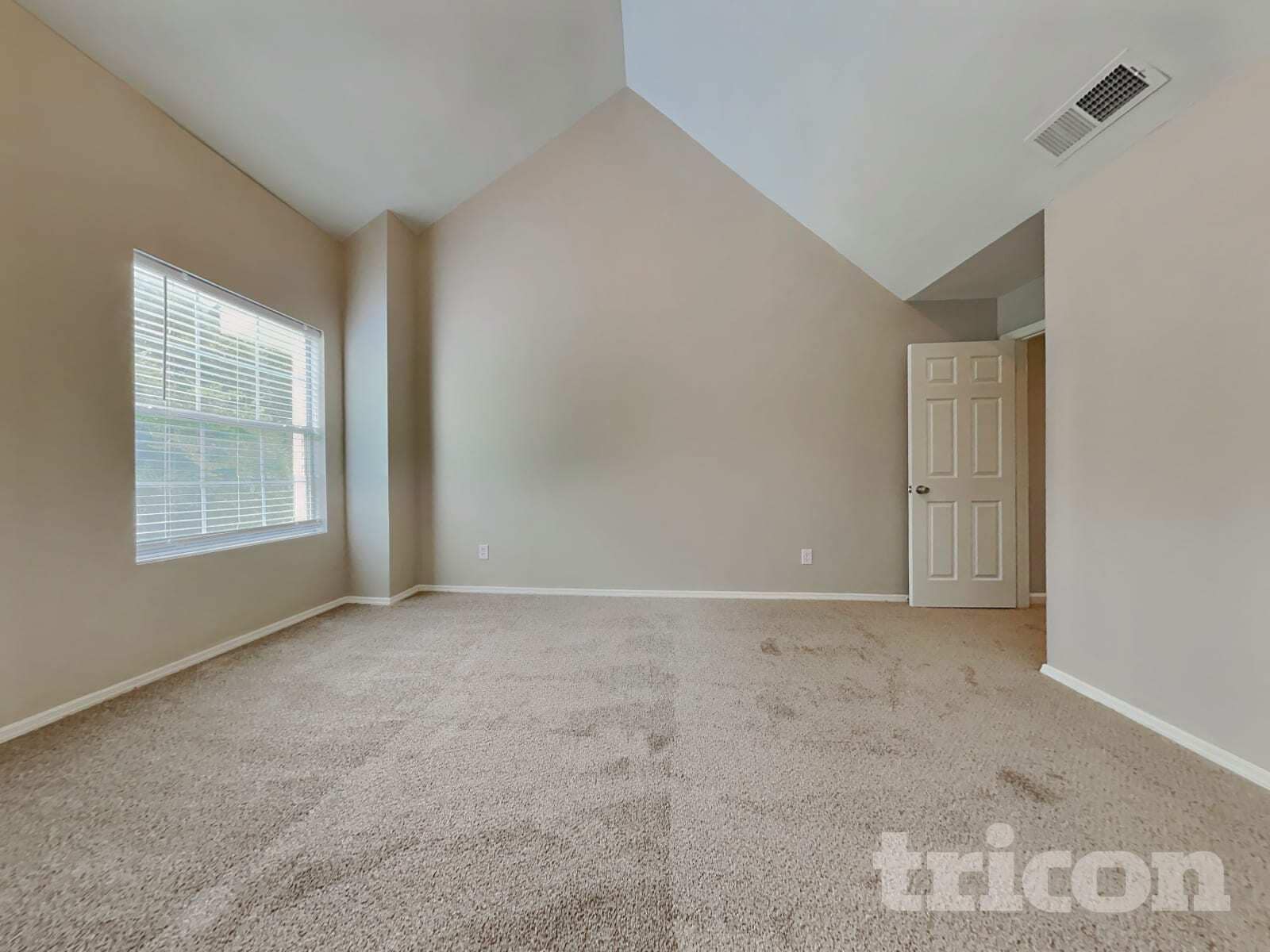 Building Photo - 1621 Smithson Dr