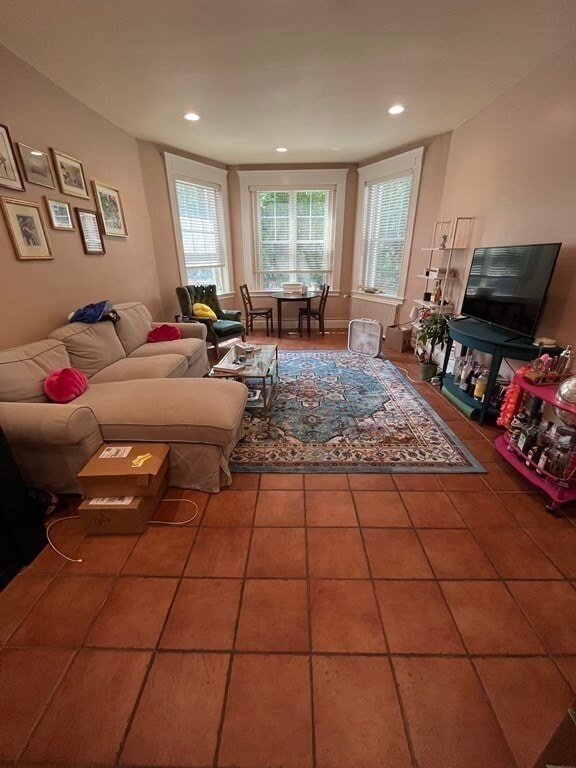 Building Photo - 521 Beacon St