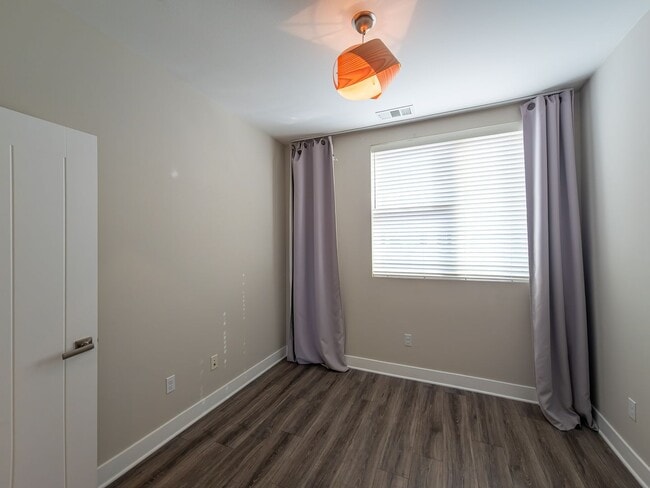 Building Photo - Modern Luxury Condo with Panoramic Views | 3-Story Condo + Private Rooftop Deck