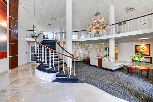 Building Photo - 2000 S Ocean Dr