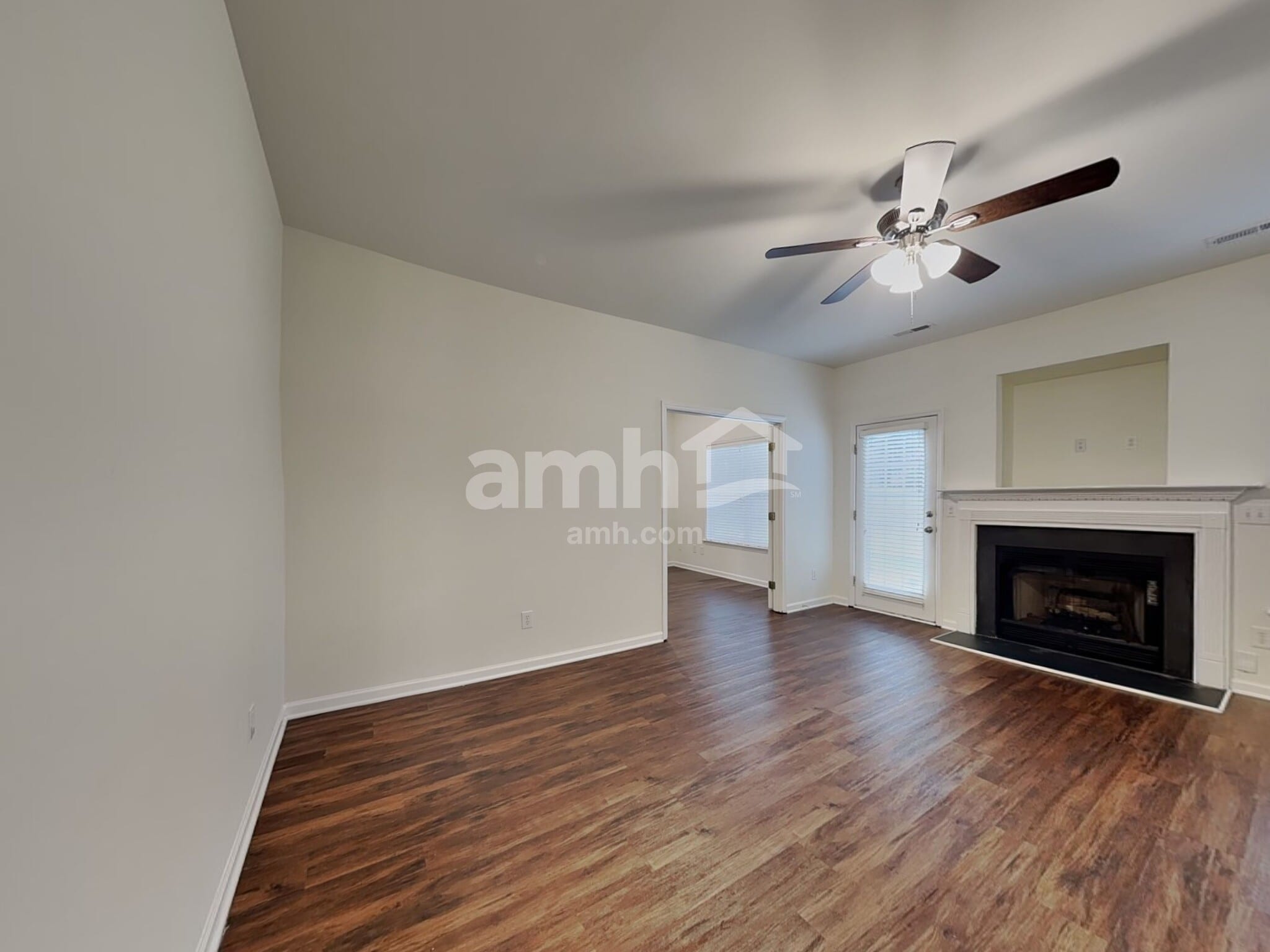 Building Photo - 2488 Somerset Place Dr