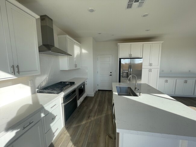 Building Photo - 4803 Lukella Dr