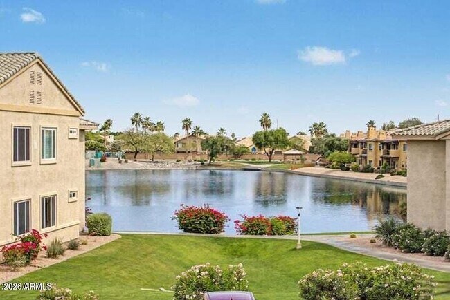 Building Photo - 16013 S Desert Foothills Pkwy