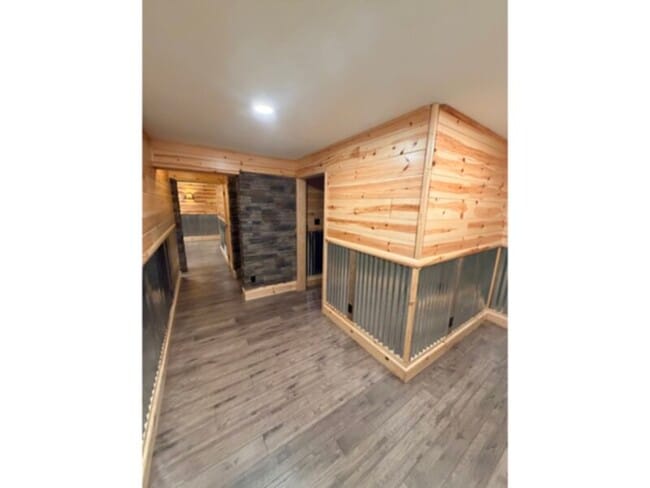 Building Photo - 10552 Vaughn Ct