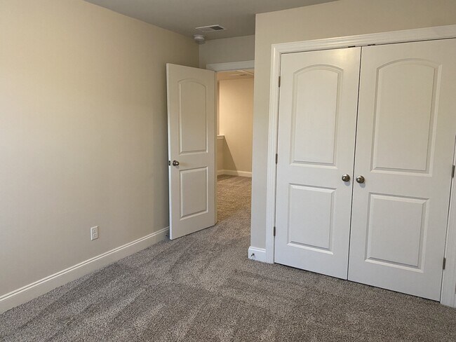 Building Photo - 365 Coleman Ct