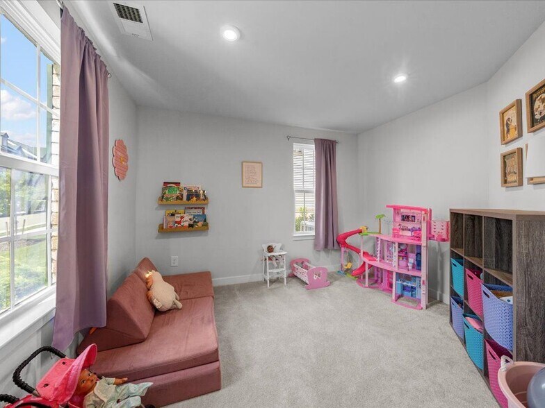 Building Photo - 14018 Millpointe Rd