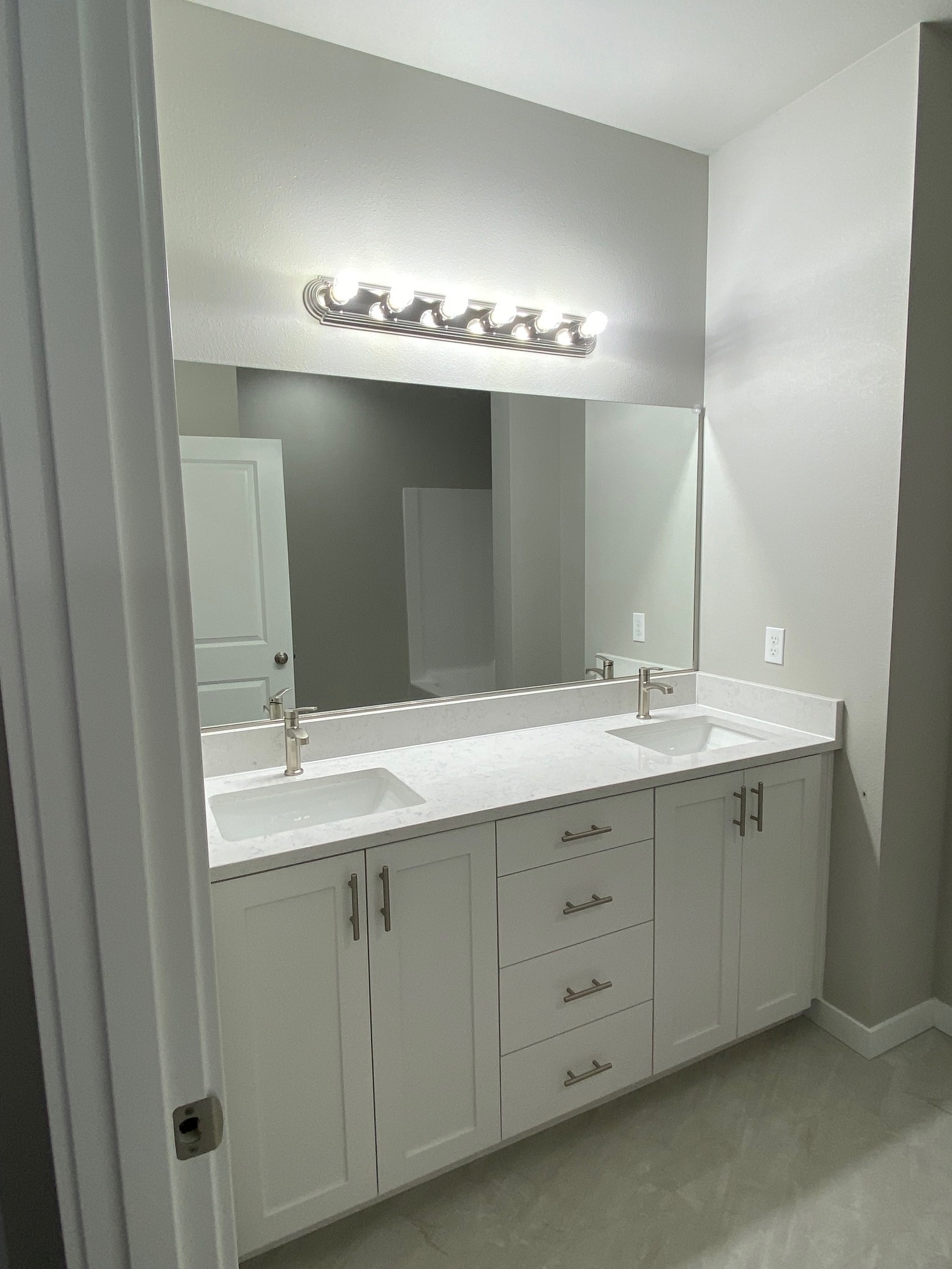 Building Photo - 2457 Roll Tide Ct