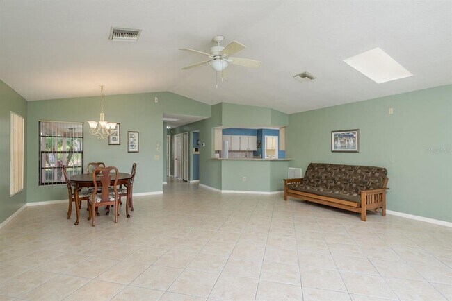 Building Photo - 6340 Garland Ct