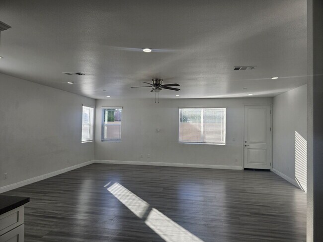 Building Photo - Must see - Won't last!  Spacious home with large back yard.